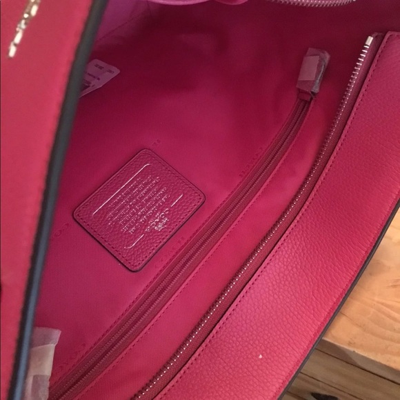 Coach Bag - Picture 2 of 6